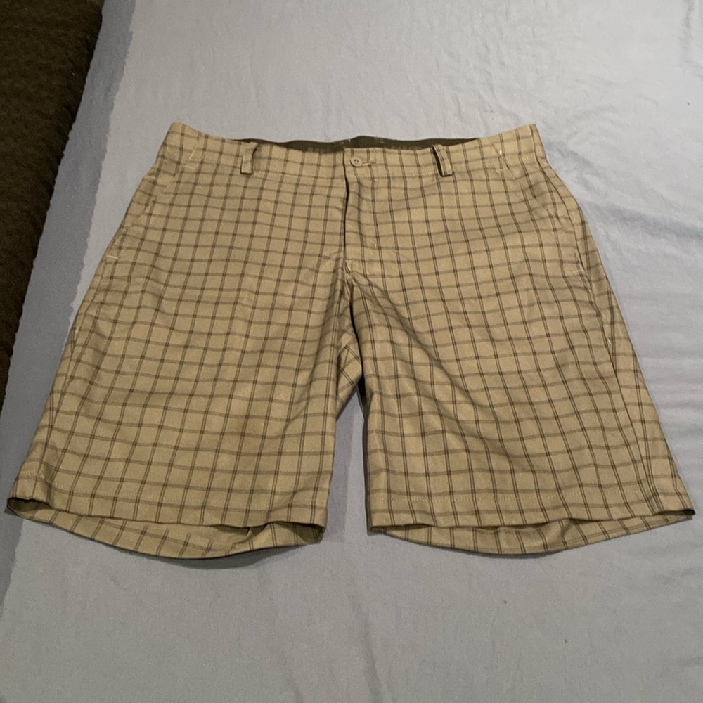 Nike dri fit like new golf shorts